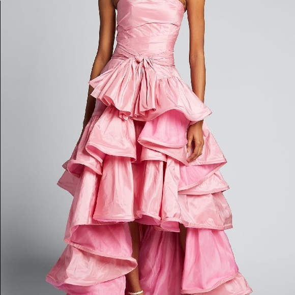 OSCAR DE LA RENTA GOWN. - Picture 6 of 8